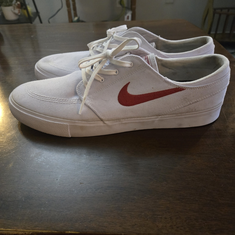 Nike SB Janoski